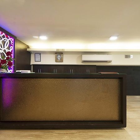 Alpina Hotels & Suites Yeni Delhi Dış mekan fotoğraf