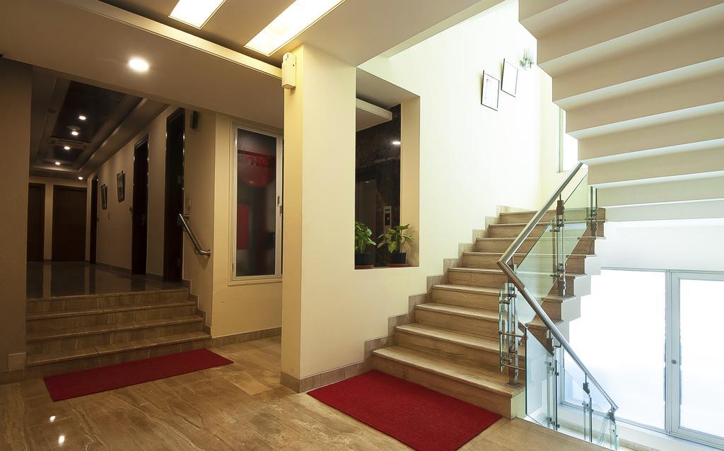 Alpina Hotels & Suites Yeni Delhi Dış mekan fotoğraf