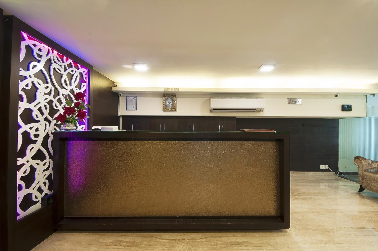 Alpina Hotels & Suites Yeni Delhi Dış mekan fotoğraf